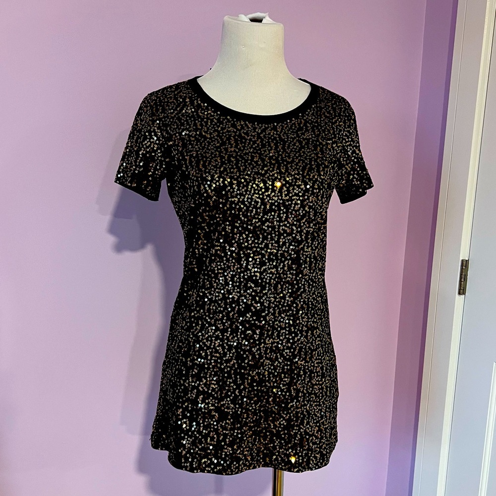 DKNY T-shirt with sequins, S